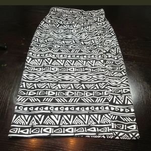 WOMEN PAPAYA TRIBAL DESIGN SKIRT BLACK sz small